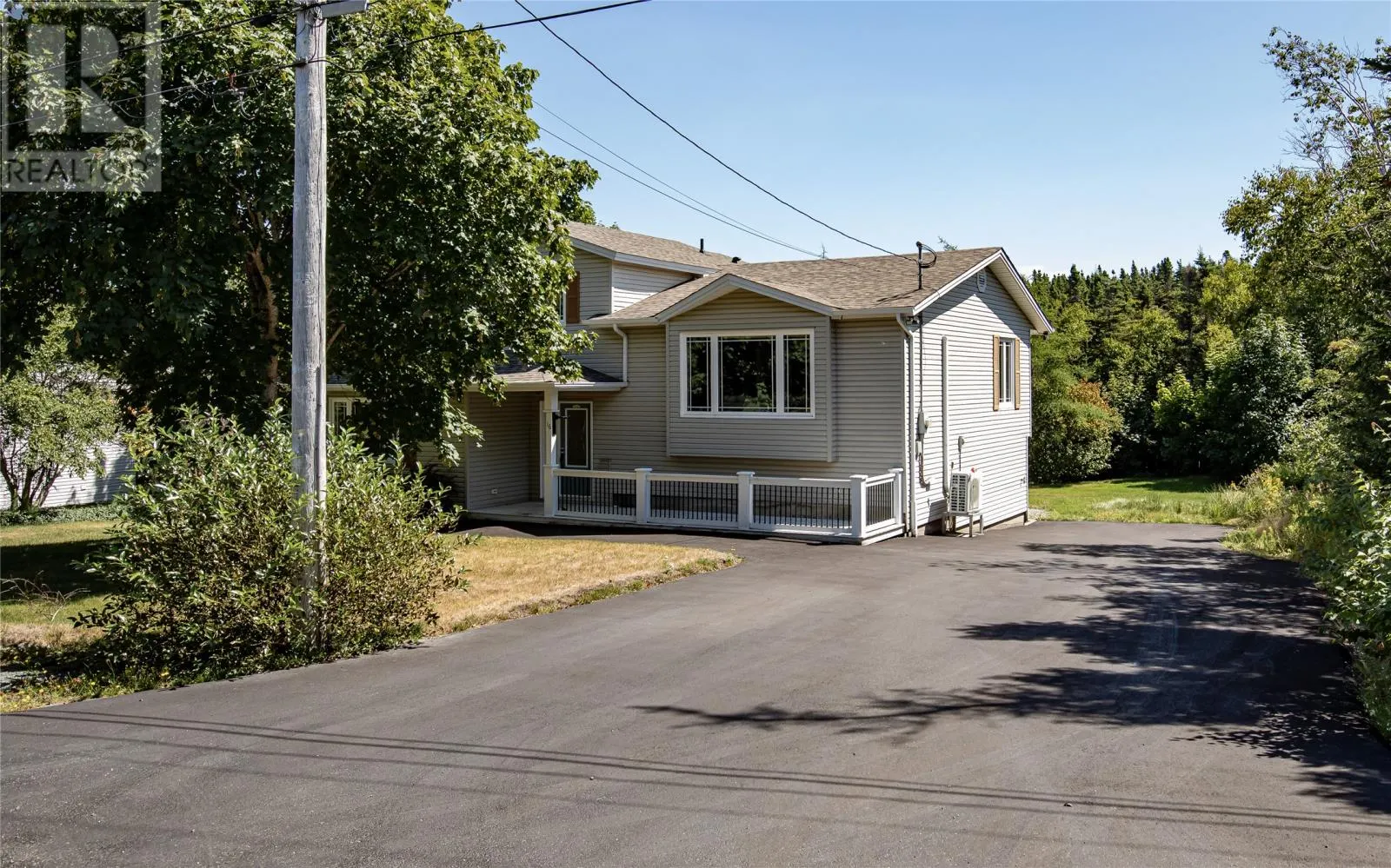 16 TYNEDALE Drive