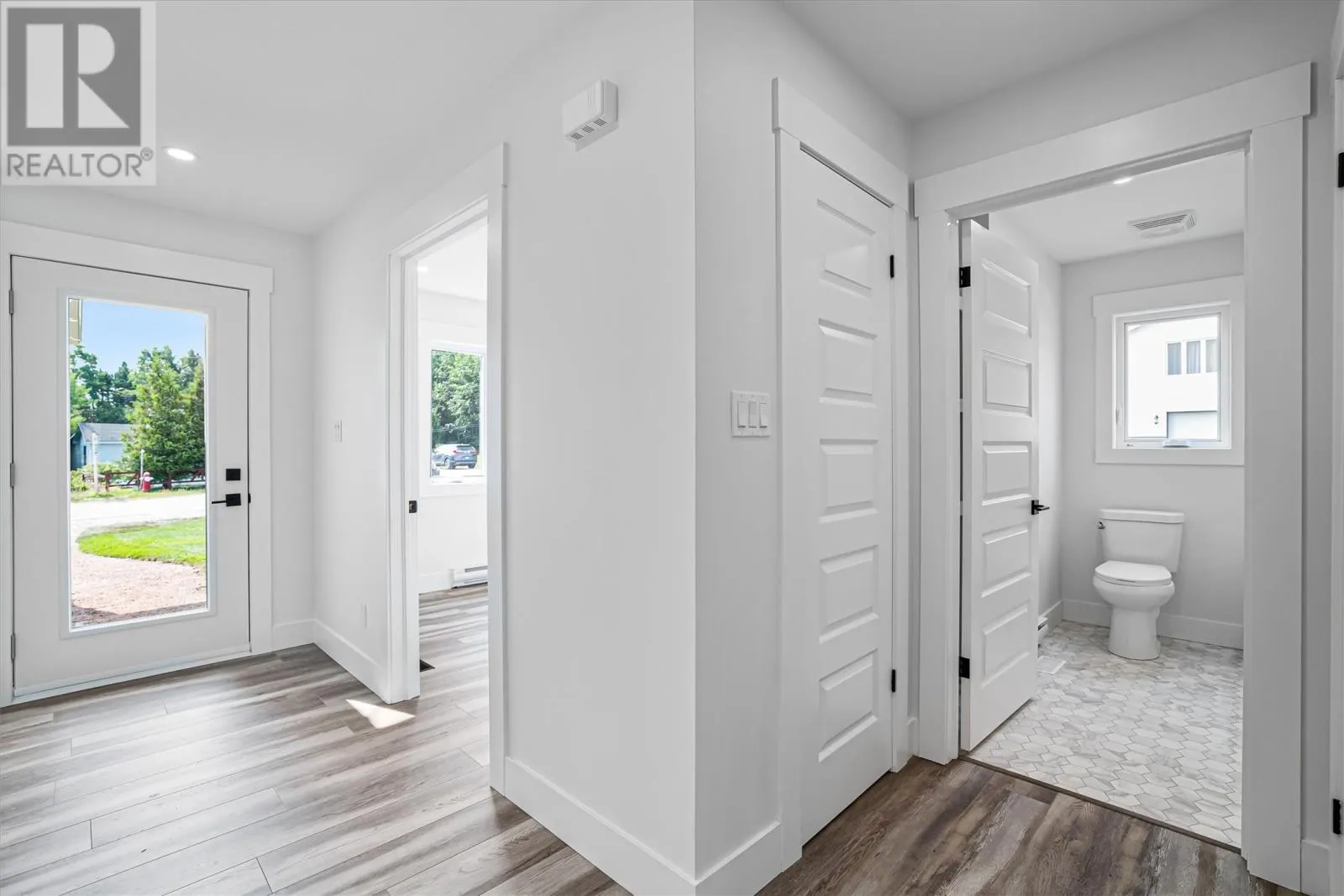 24 Forest Road