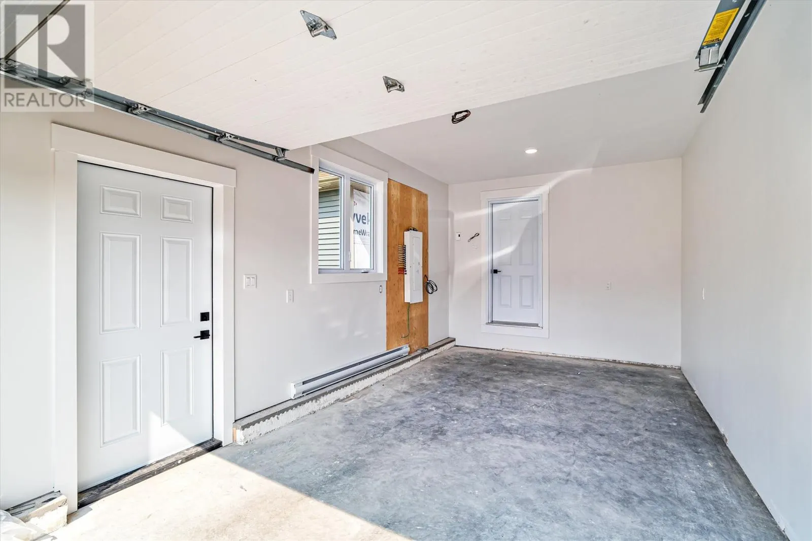 28 Forest Road
