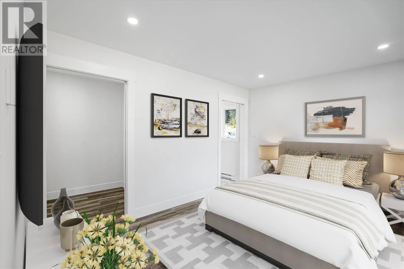 28 Forest Road