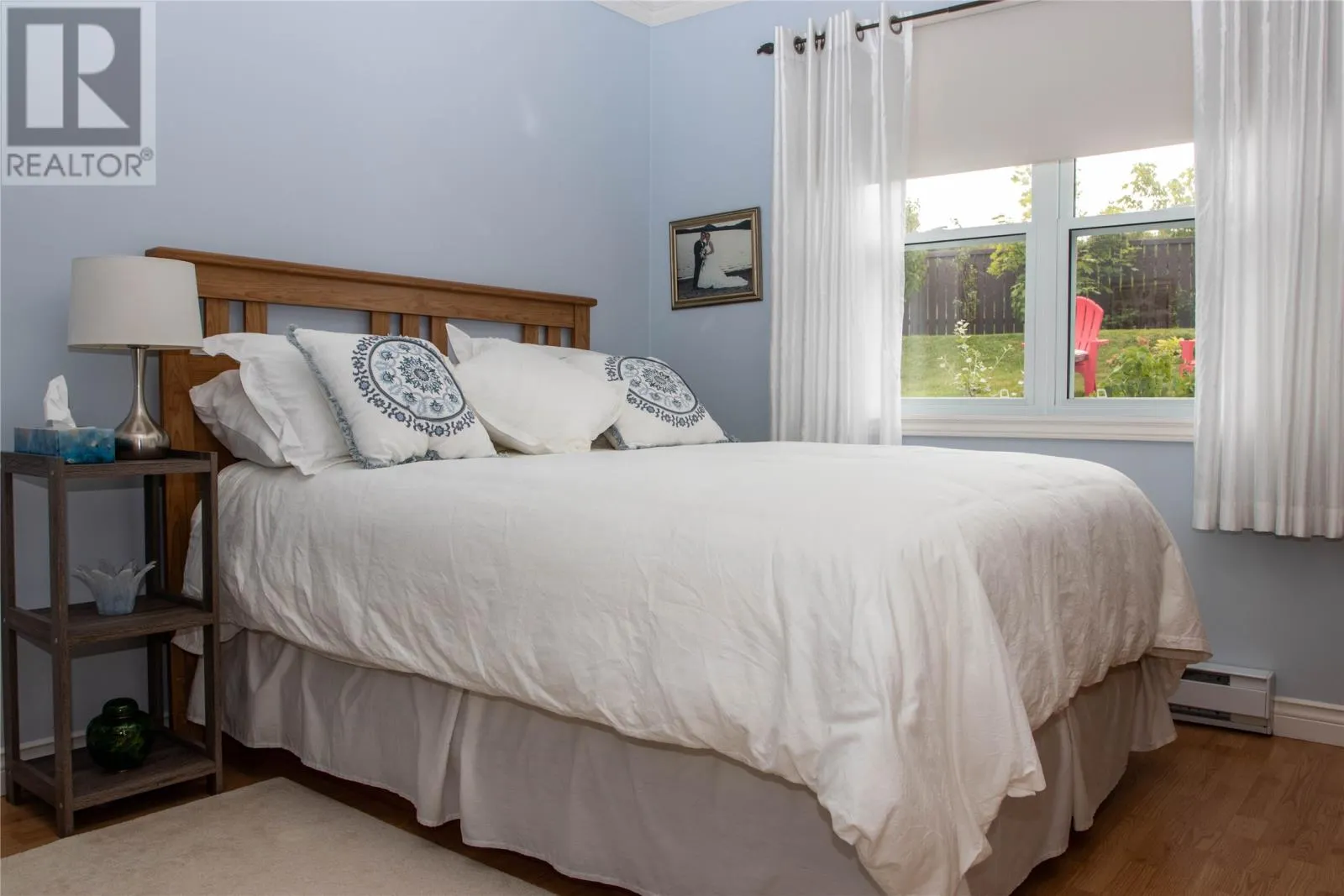 6 Heath Crescent