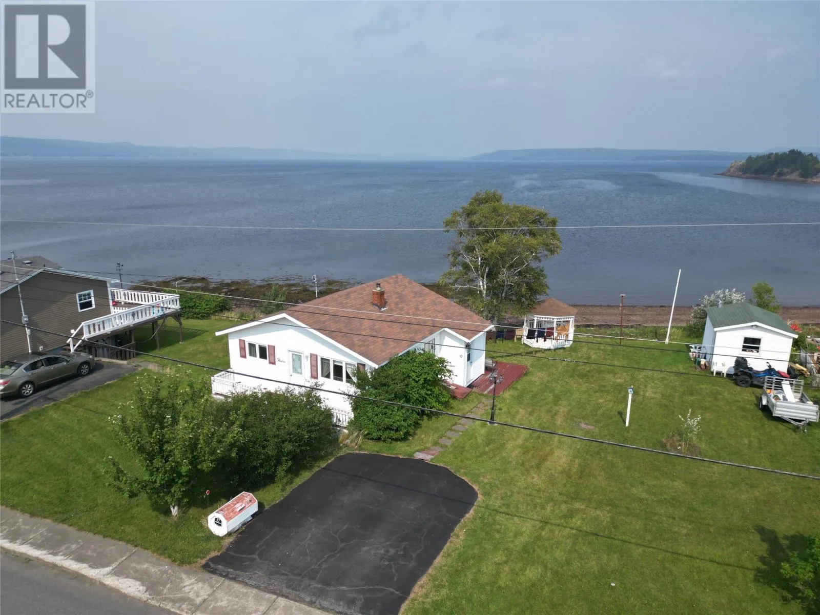 12 Marine Drive