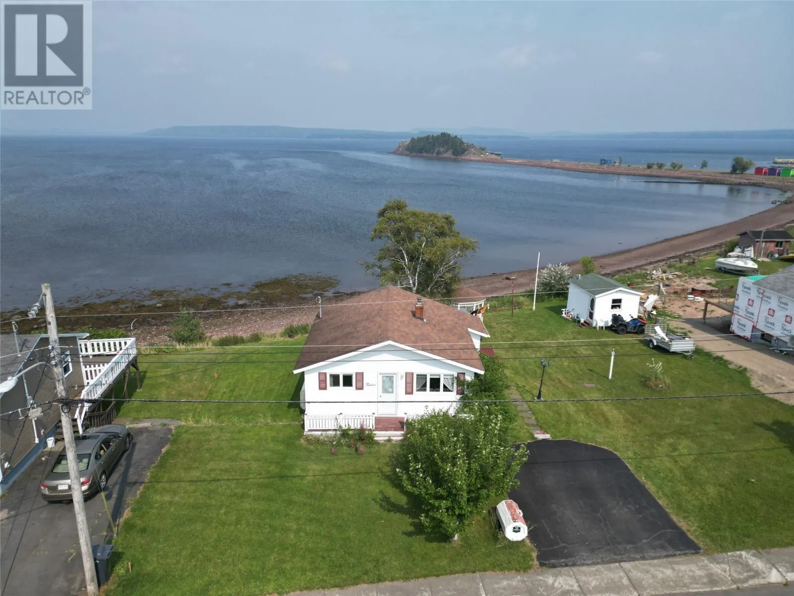 12 Marine Drive