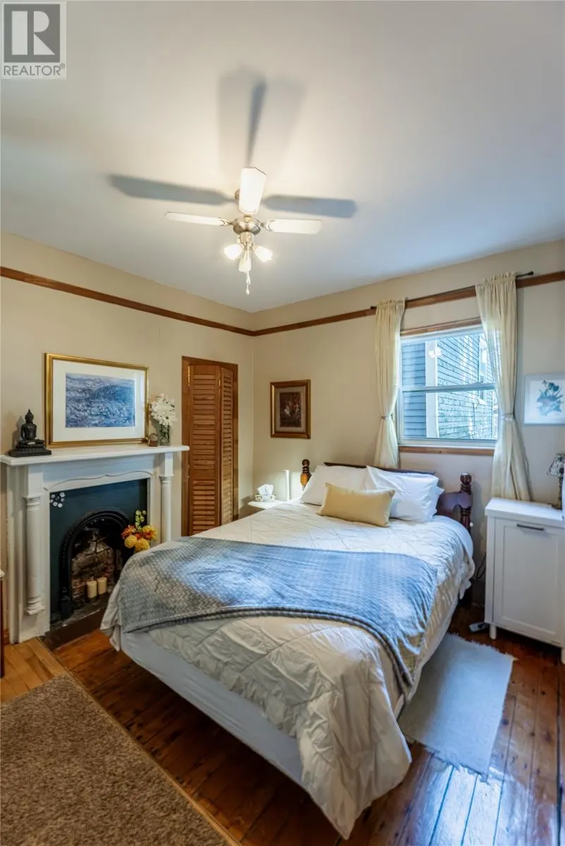 65 Long's Hill