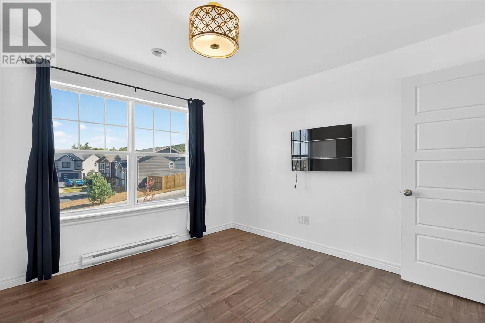 7 Valleybrook Place