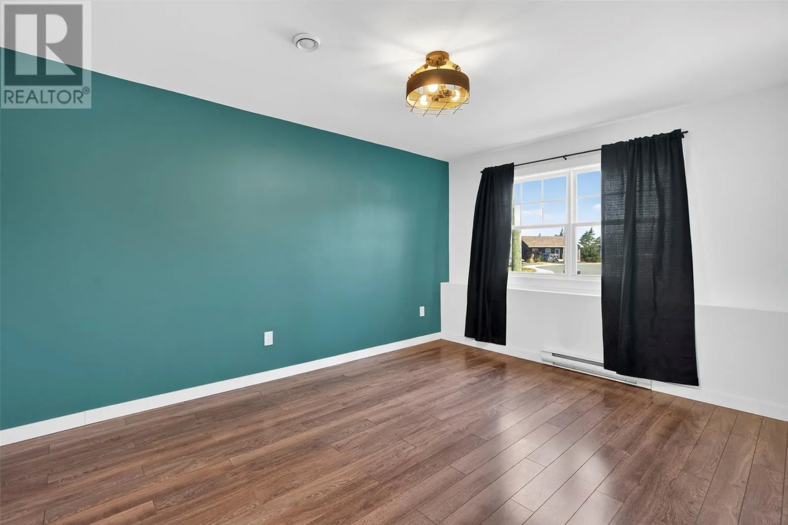 7 Valleybrook Place