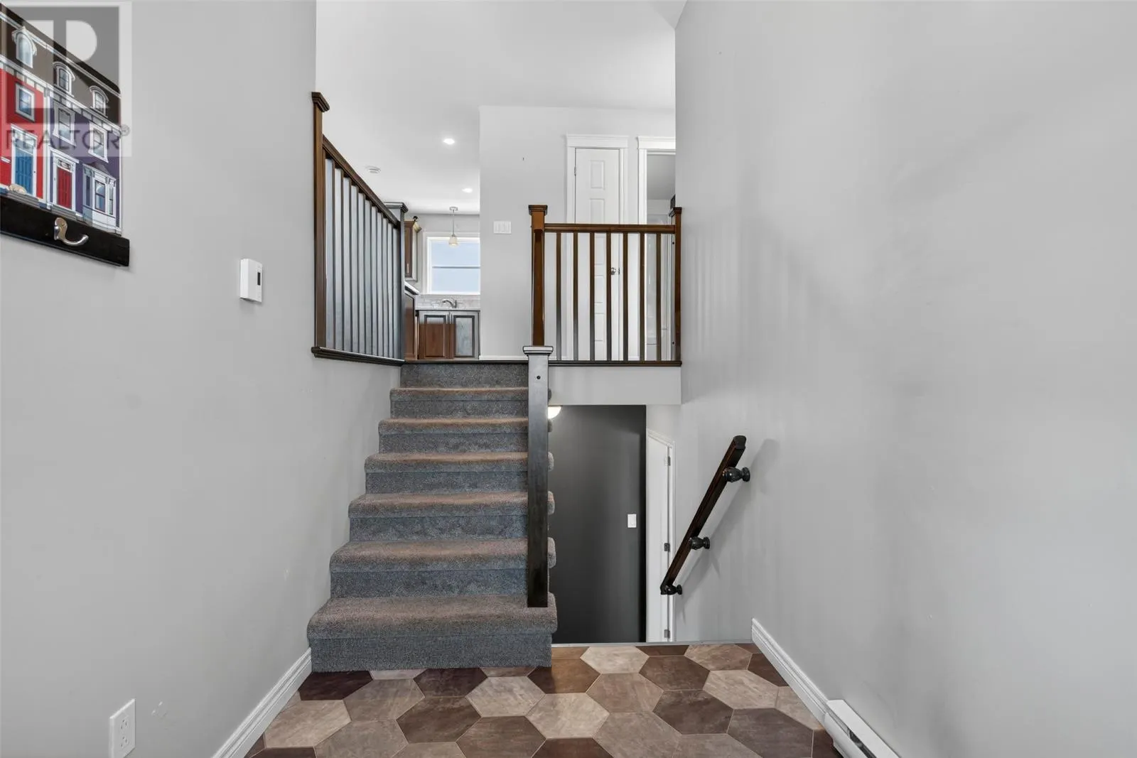 7 Valleybrook Place