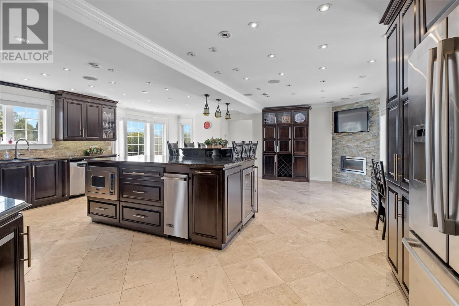 41 Pinehill Place