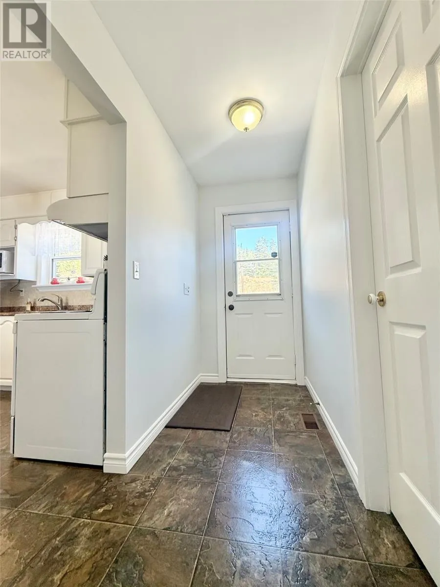 1485 Smith Sound Road