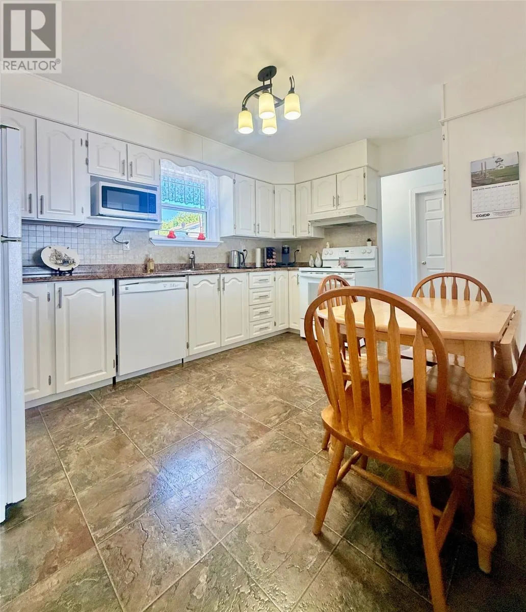 1485 Smith Sound Road