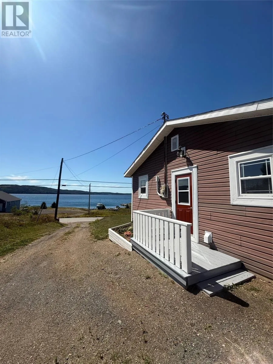 1485 Smith Sound Road