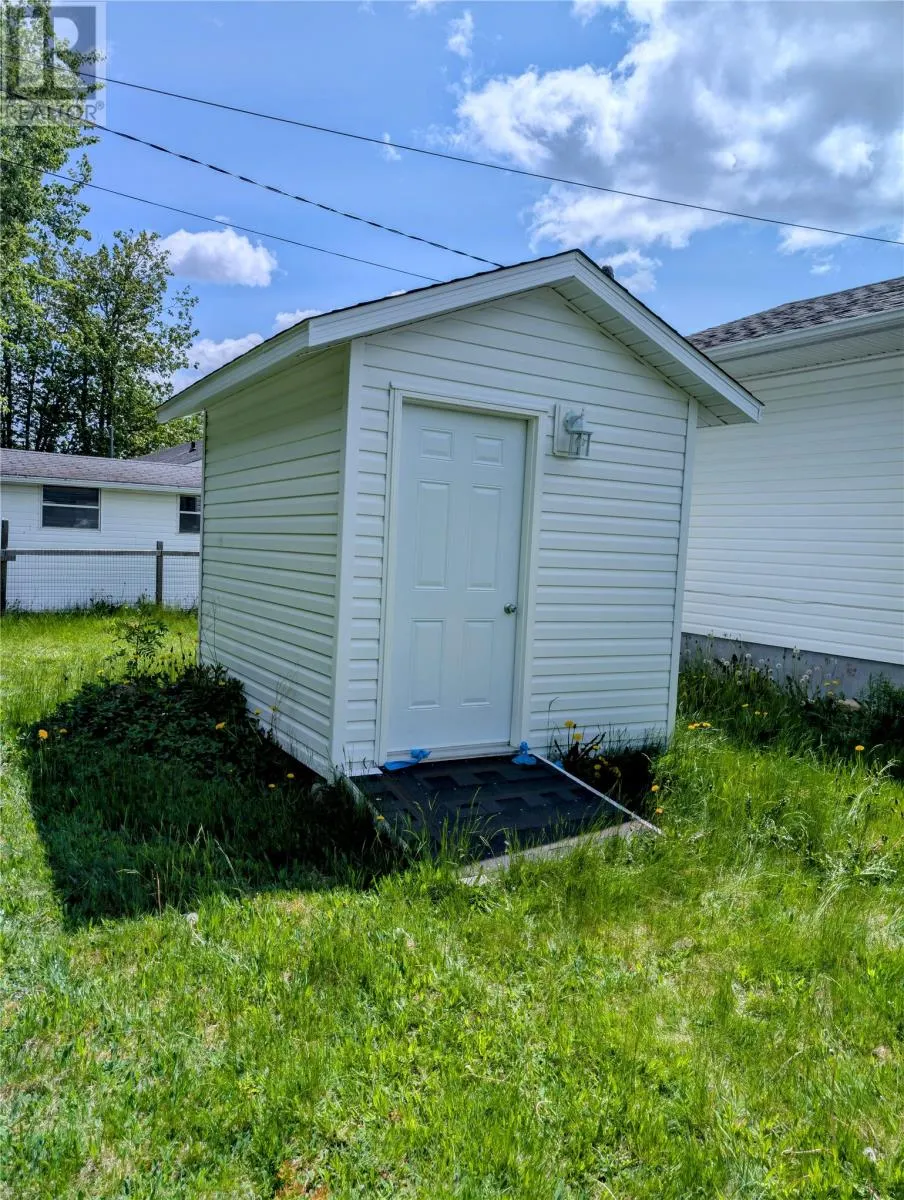 24 Pinedo Road