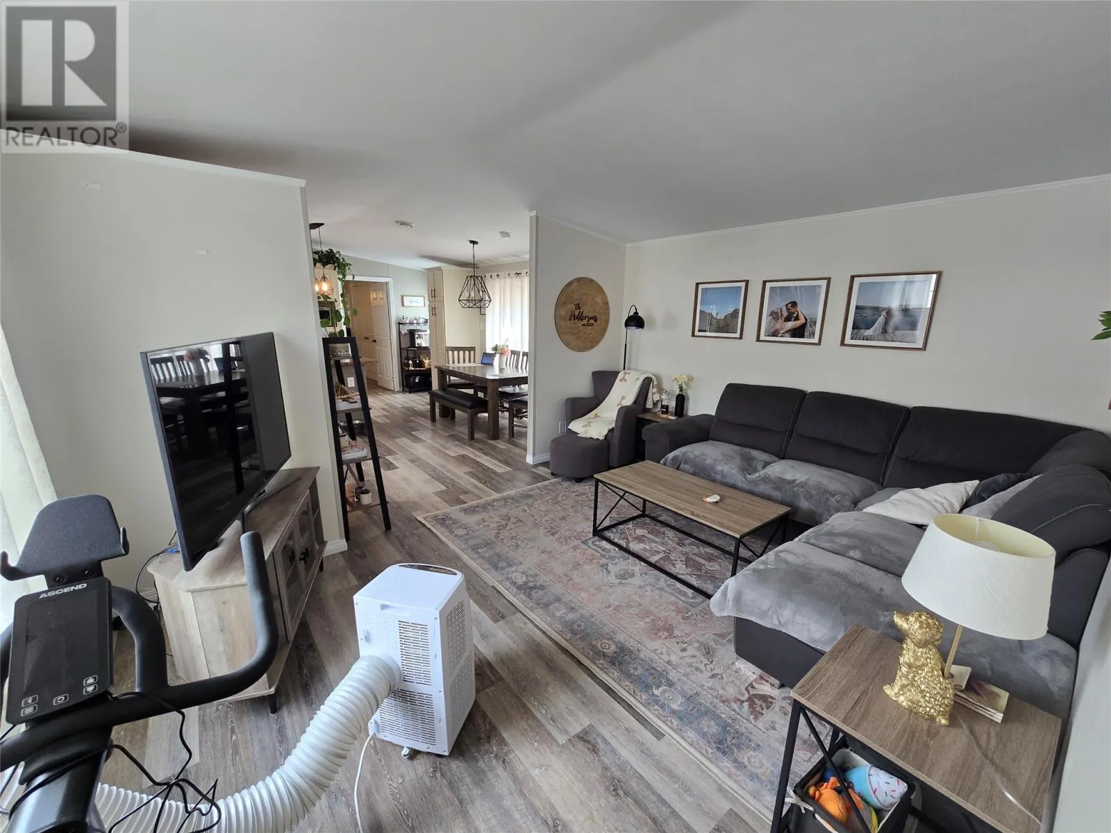 4058 Malakoff Crescent