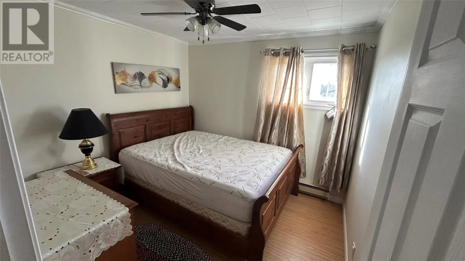 9 Bayview Avenue