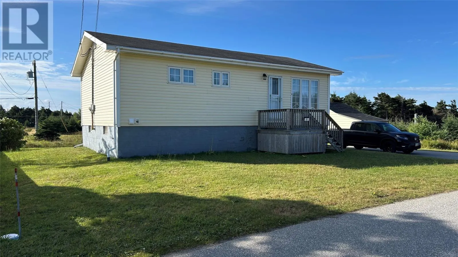 9 Bayview Avenue