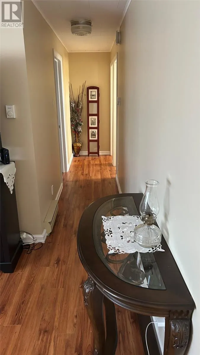 9 Bayview Avenue