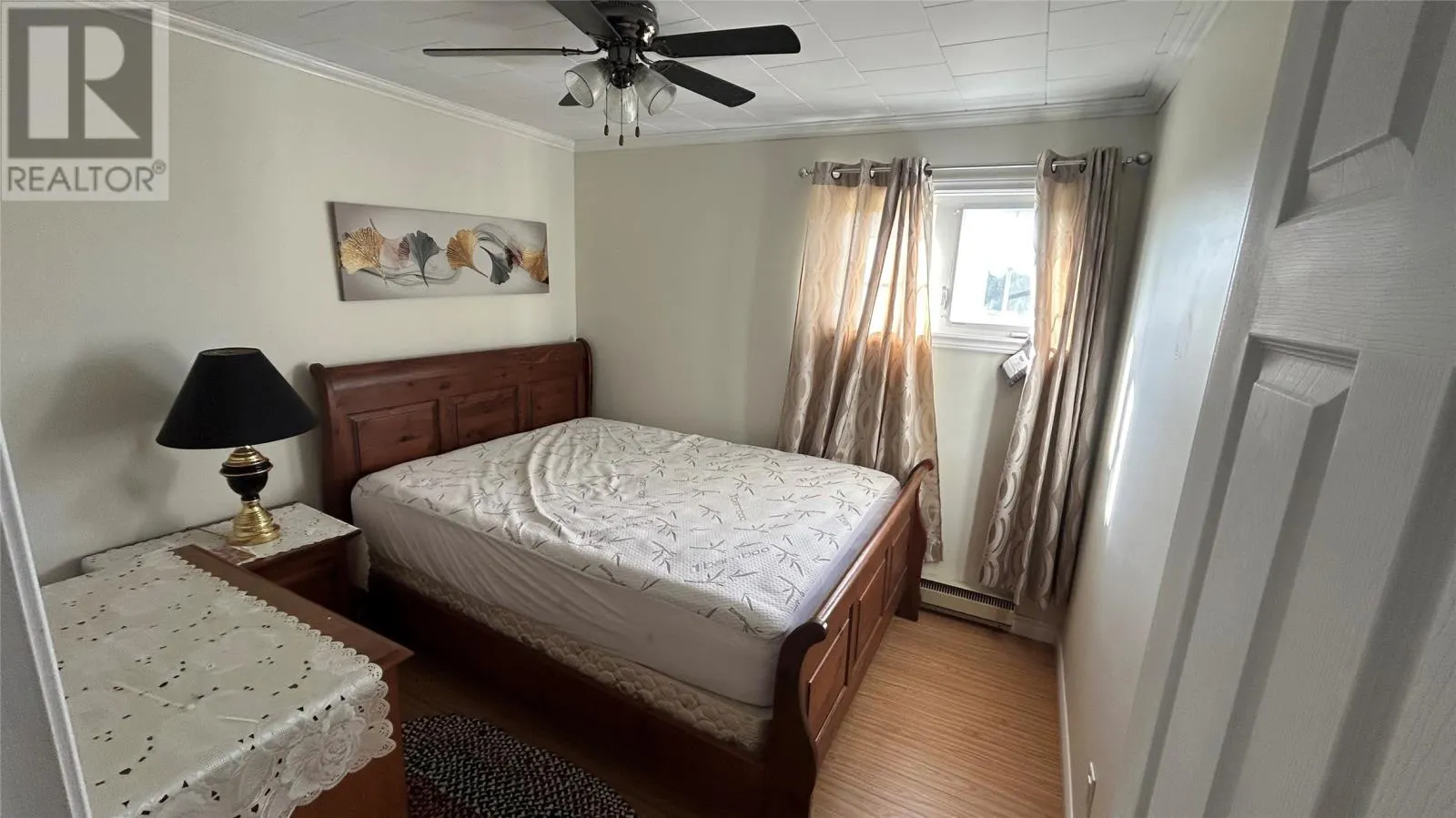 9 Bayview Avenue