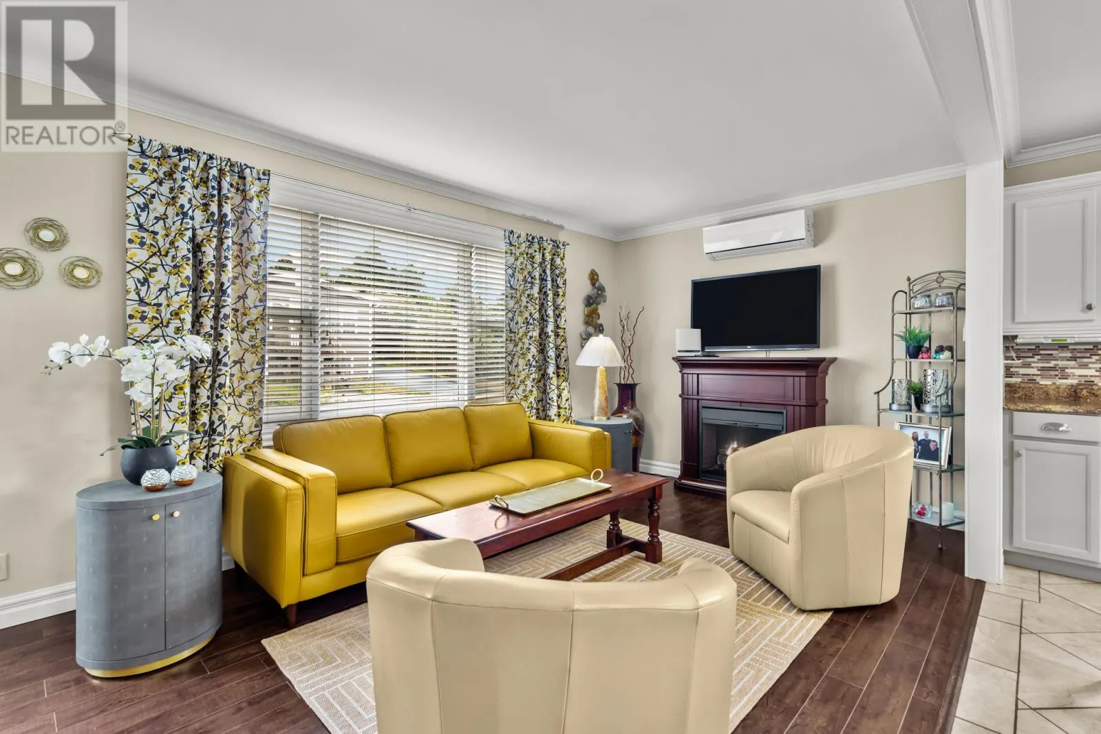 5 Jensen Camp Place