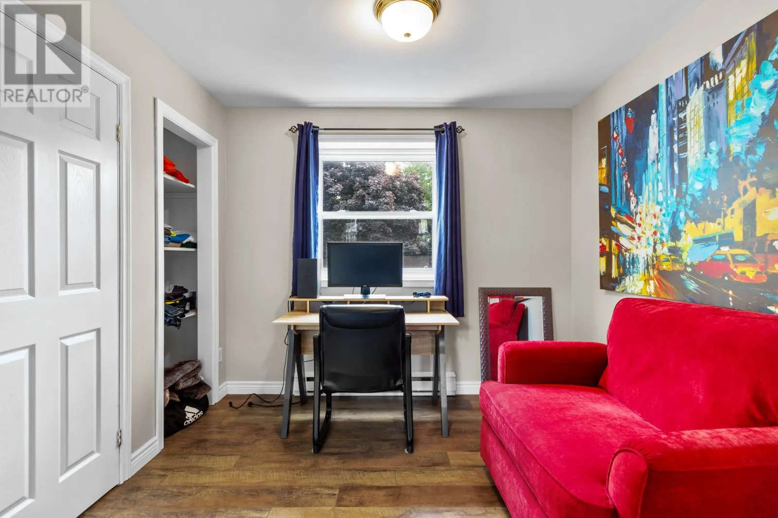 5 Jensen Camp Place