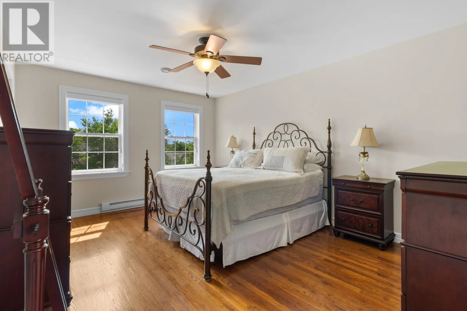 10 Sailview Place