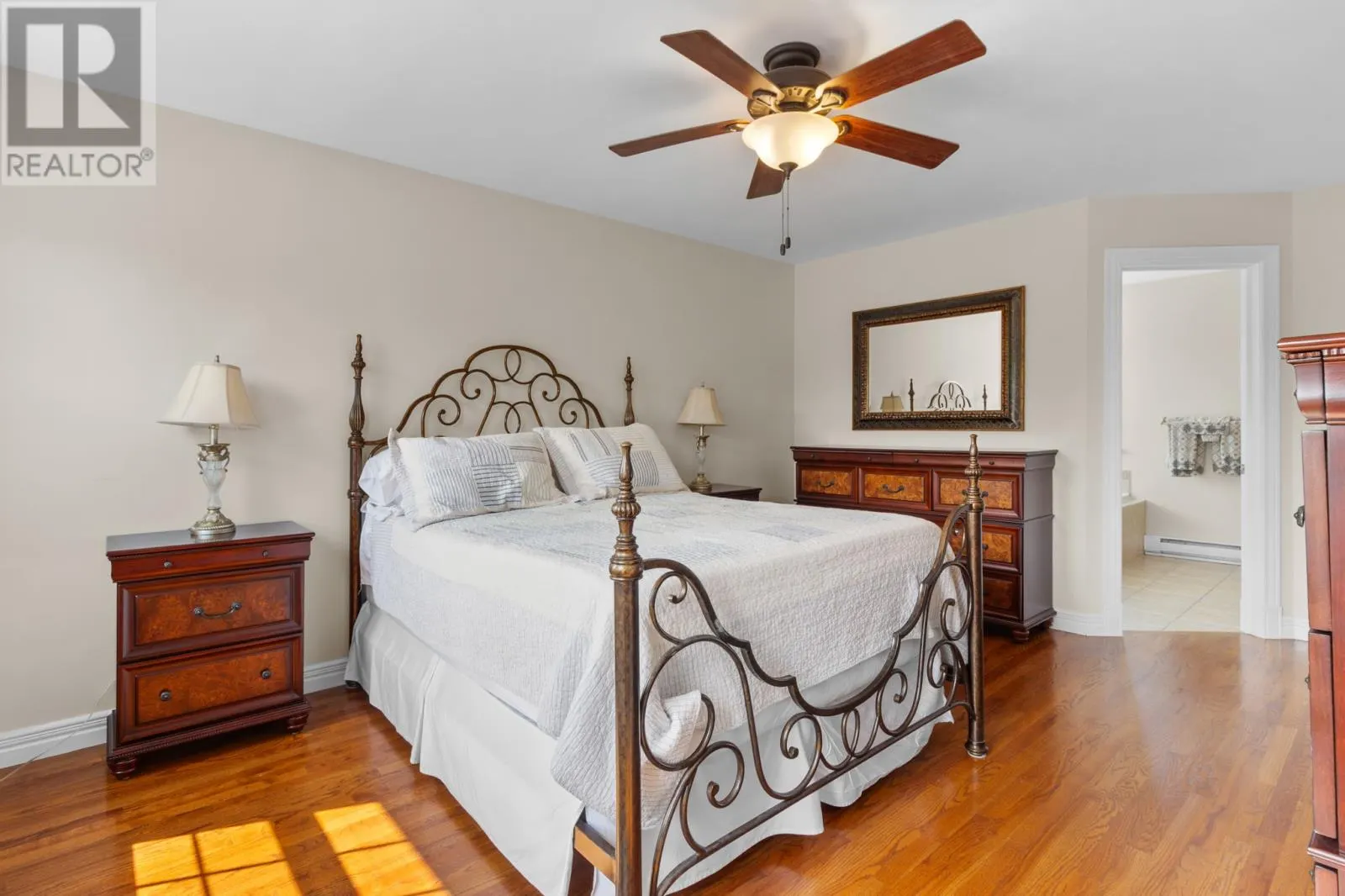 10 Sailview Place