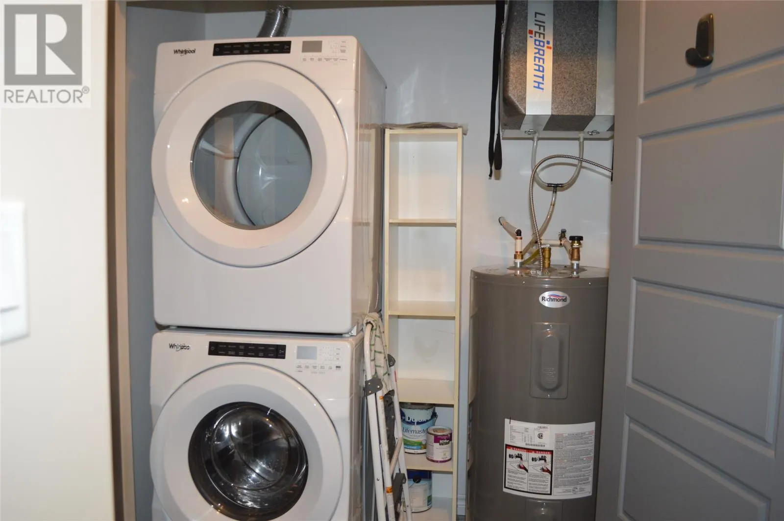 1 Octagon Heights Unit#203, #203