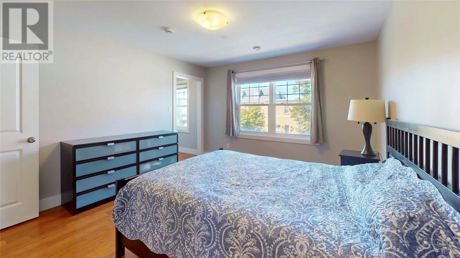 25 King Edward Place