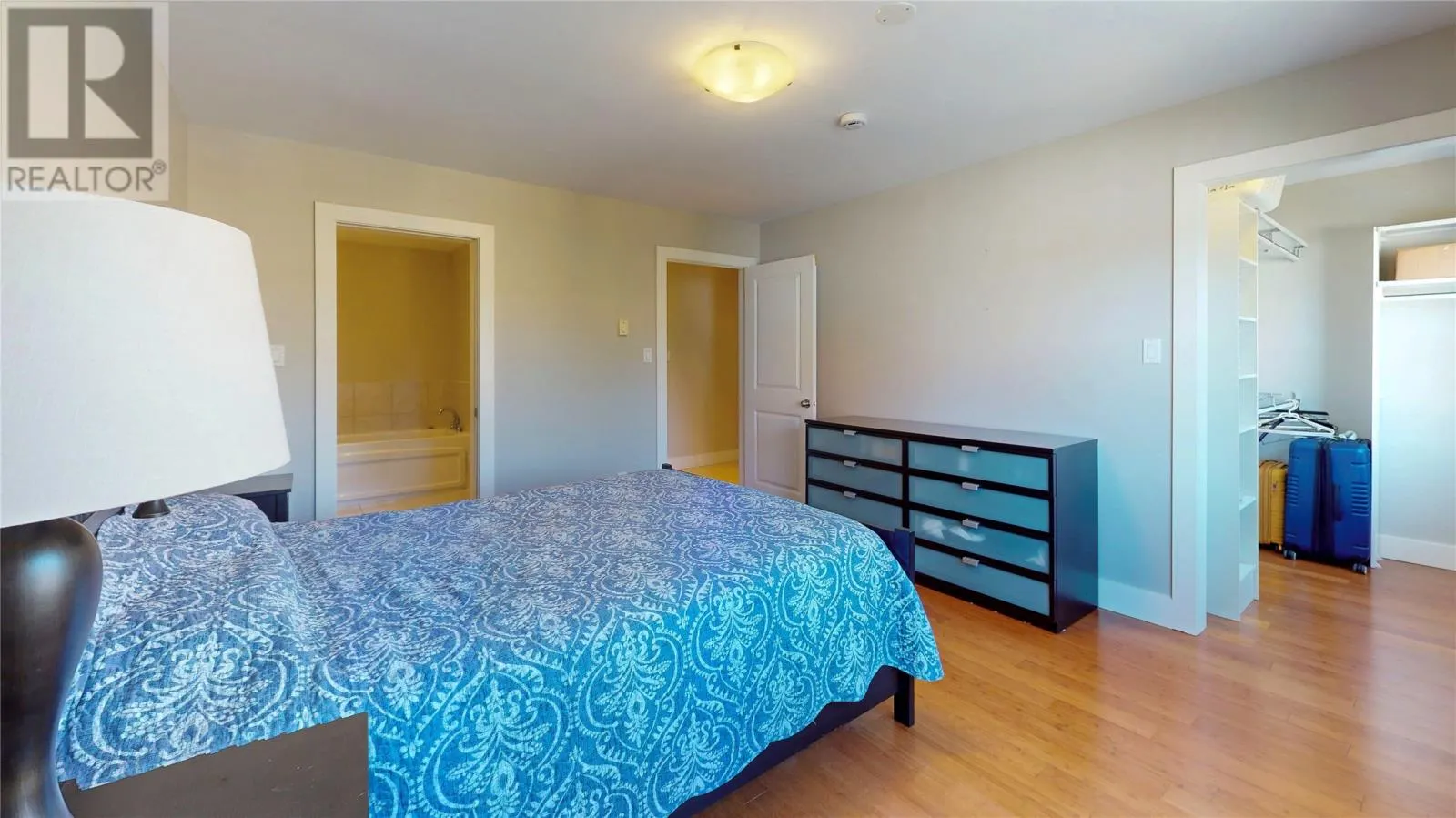25 King Edward Place