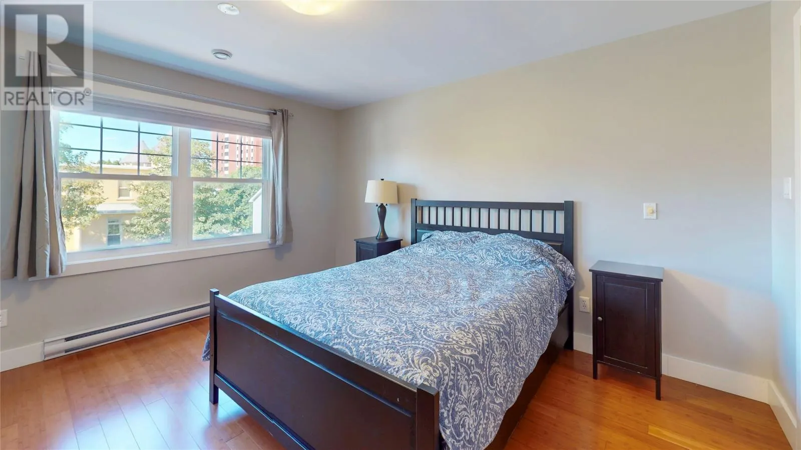 25 King Edward Place