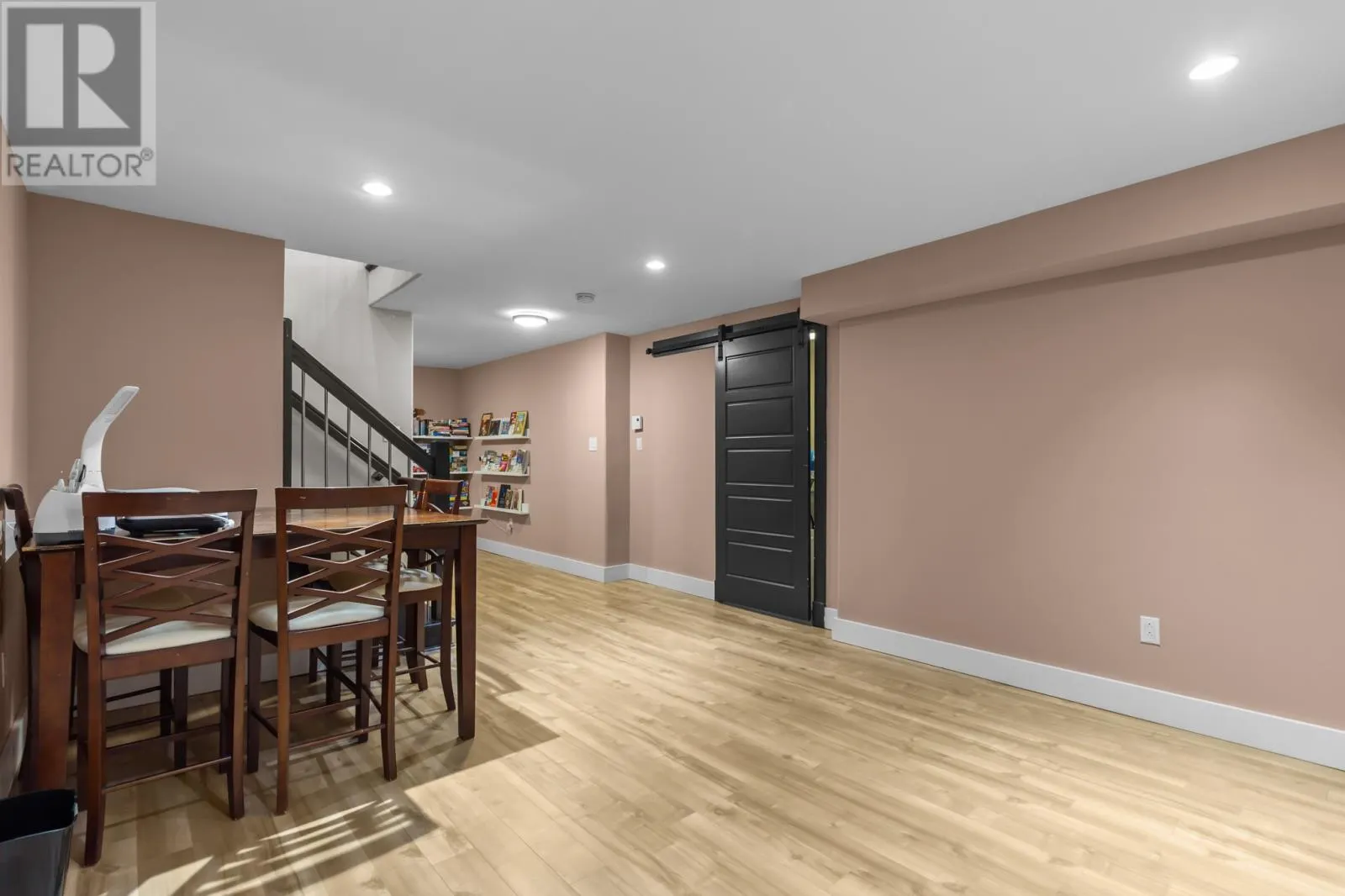 6 Ann Harvey Place