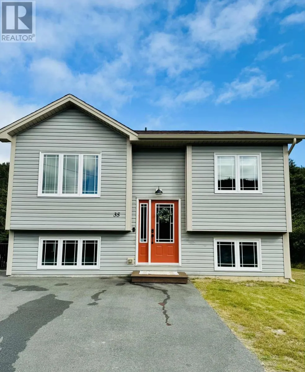 35 Riverview Avenue