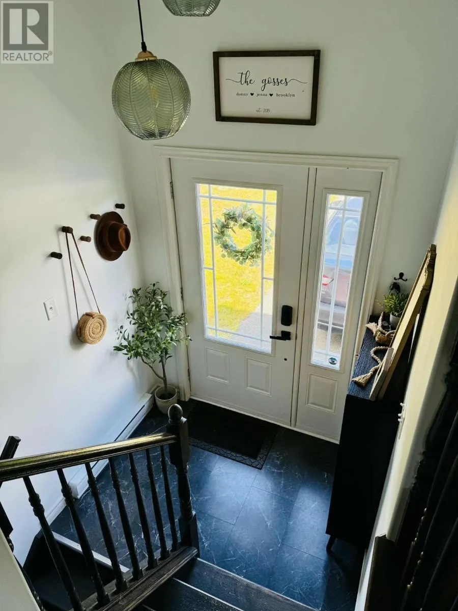 35 Riverview Avenue