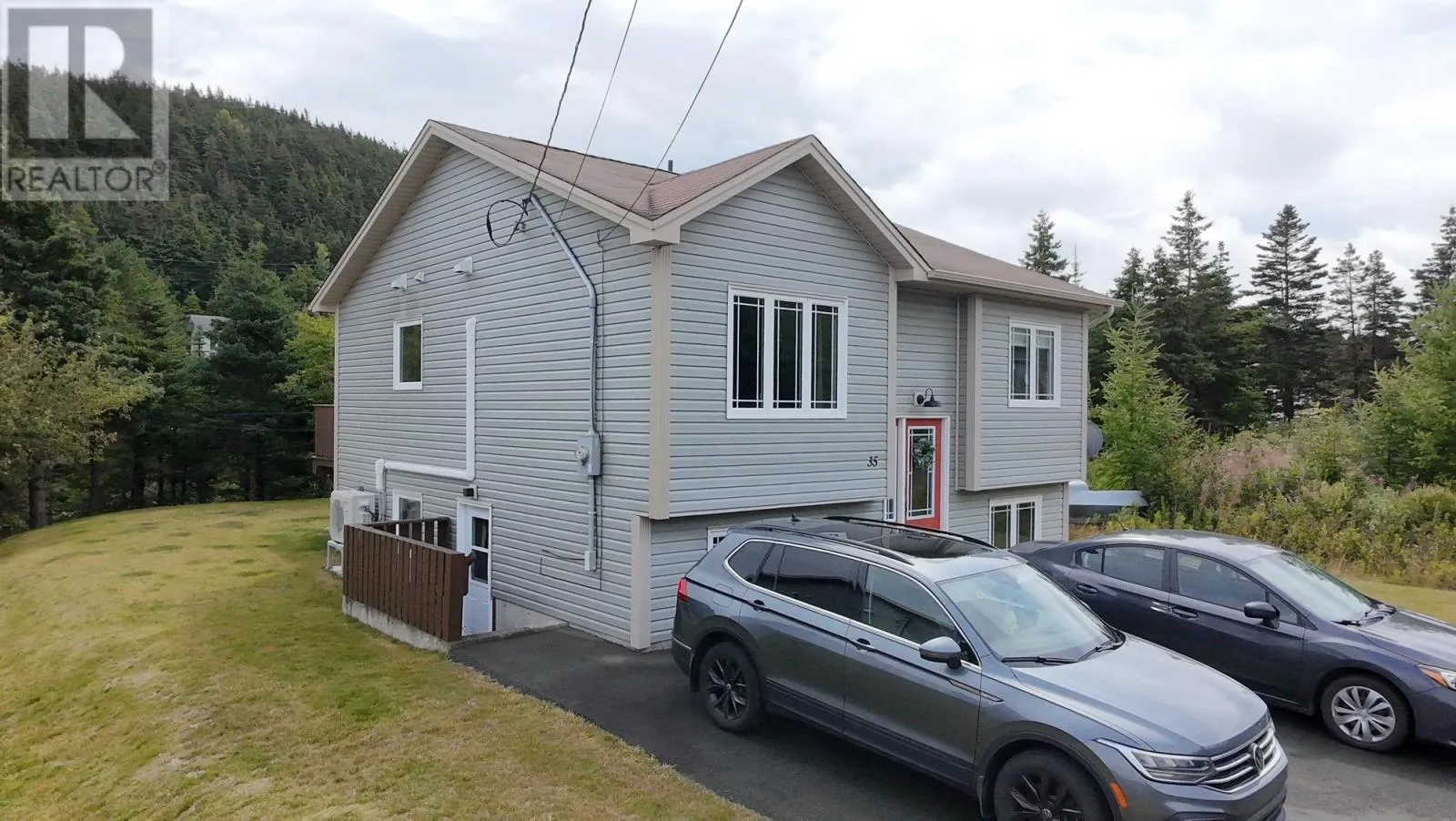 35 Riverview Avenue