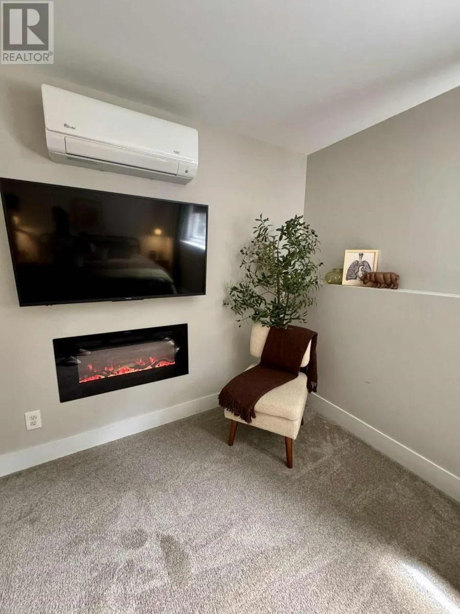 35 Riverview Avenue