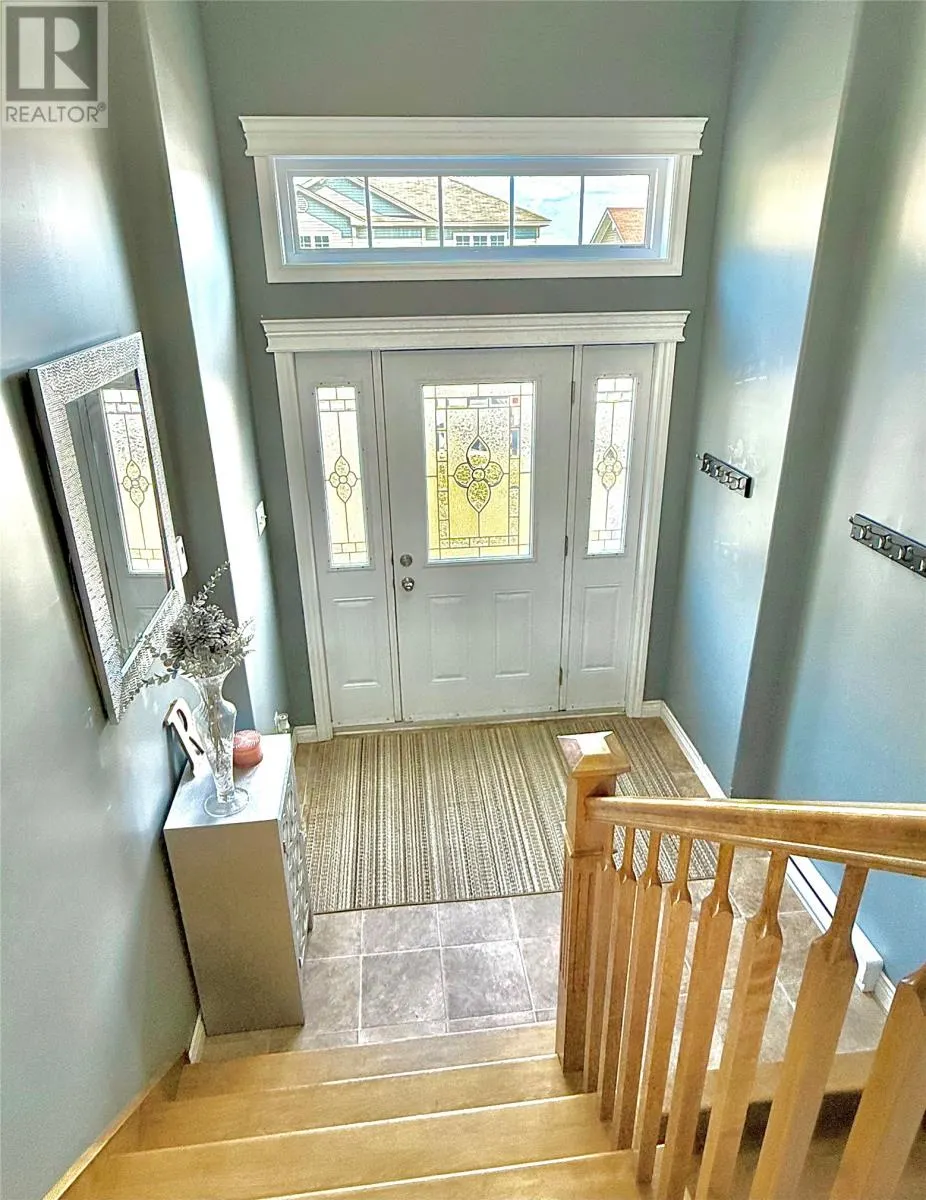 33 CLYDE Avenue
