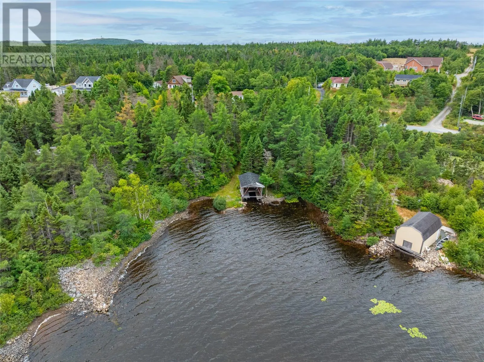 122 Lawrence Pond Road W