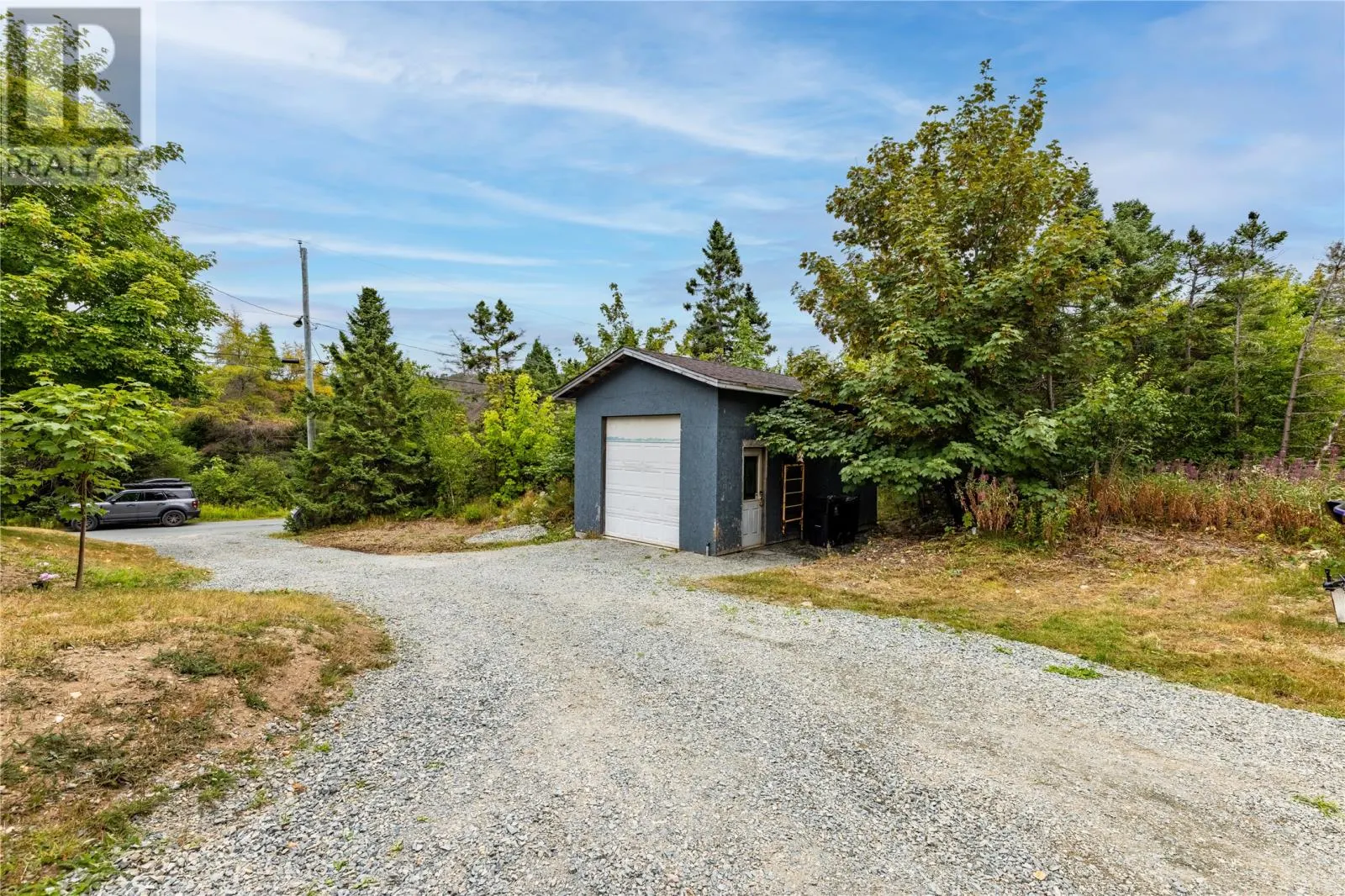 122 Lawrence Pond Road W