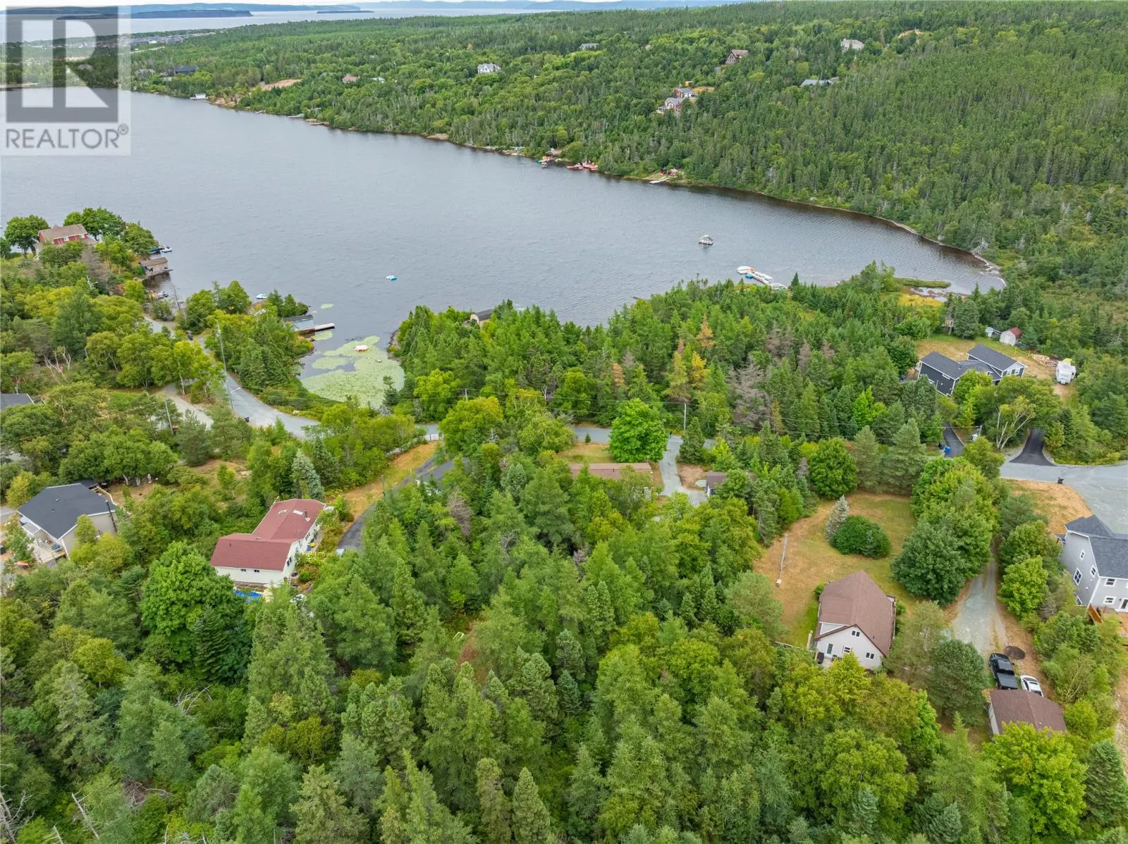 122 Lawrence Pond Road W