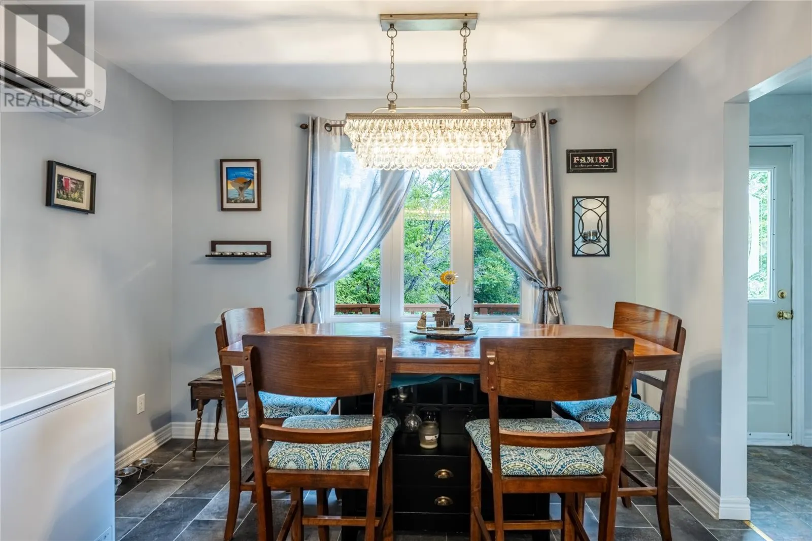 122 Lawrence Pond Road W