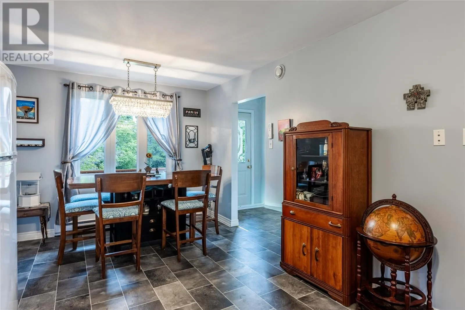 122 Lawrence Pond Road W