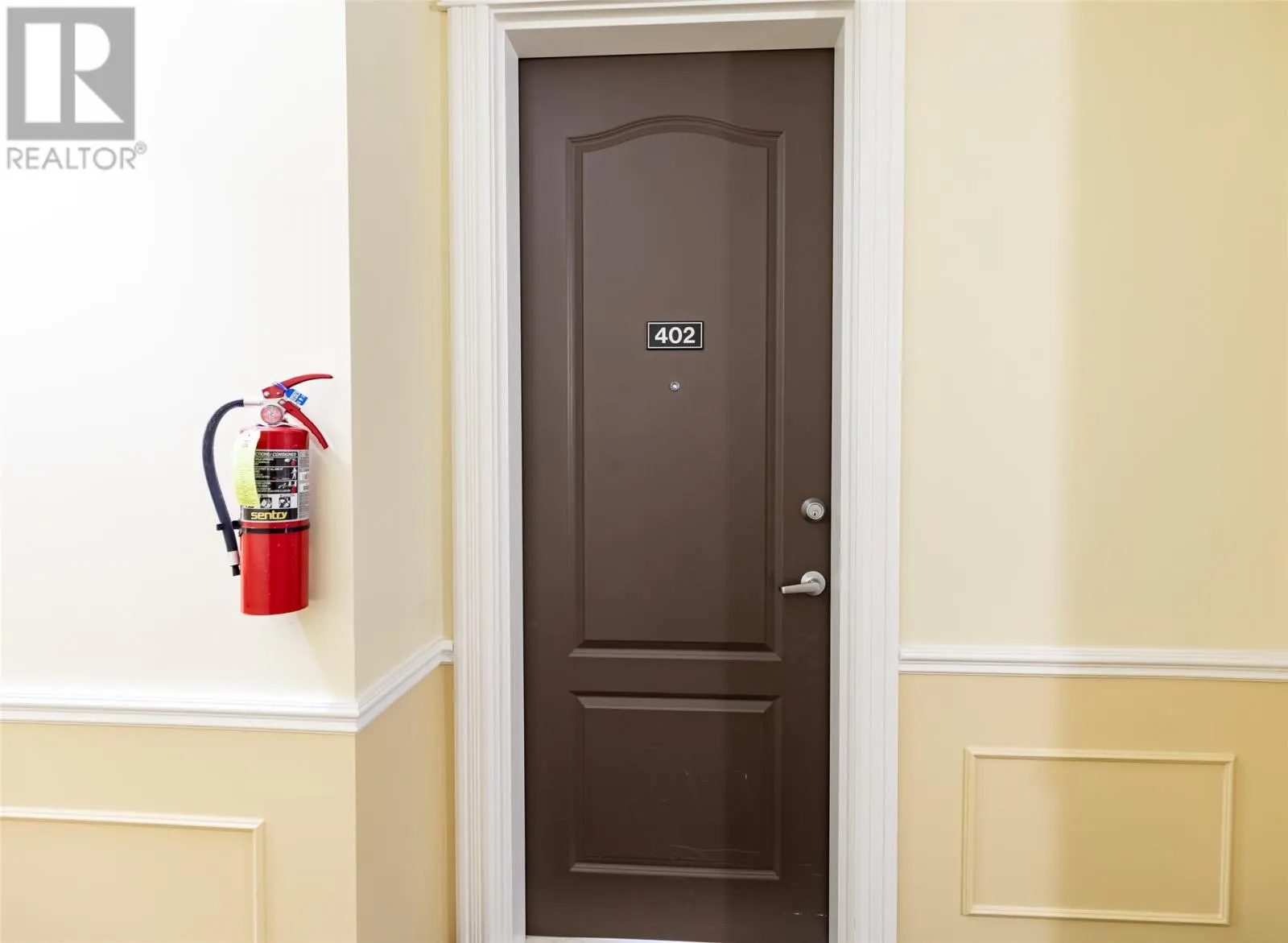 60 Margaret's Place Unit#402, #402