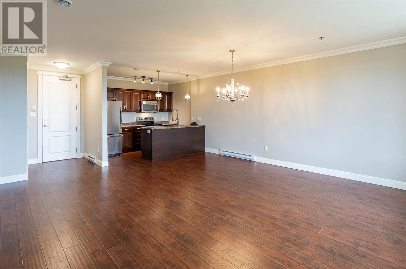 60 Margaret's Place Unit#402, #402