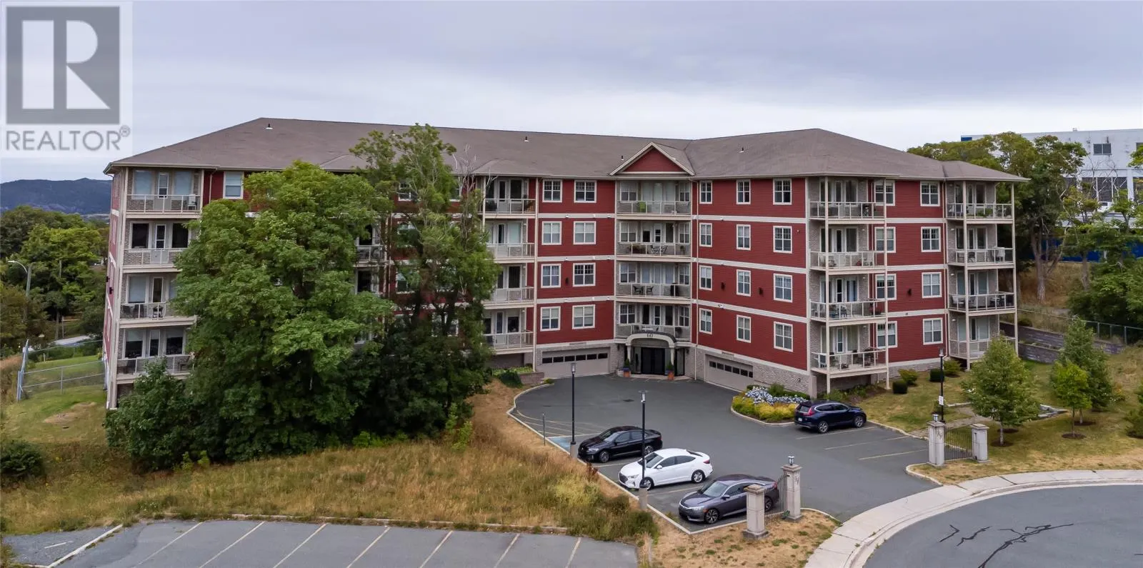 60 Margaret's Place Unit#402, #402