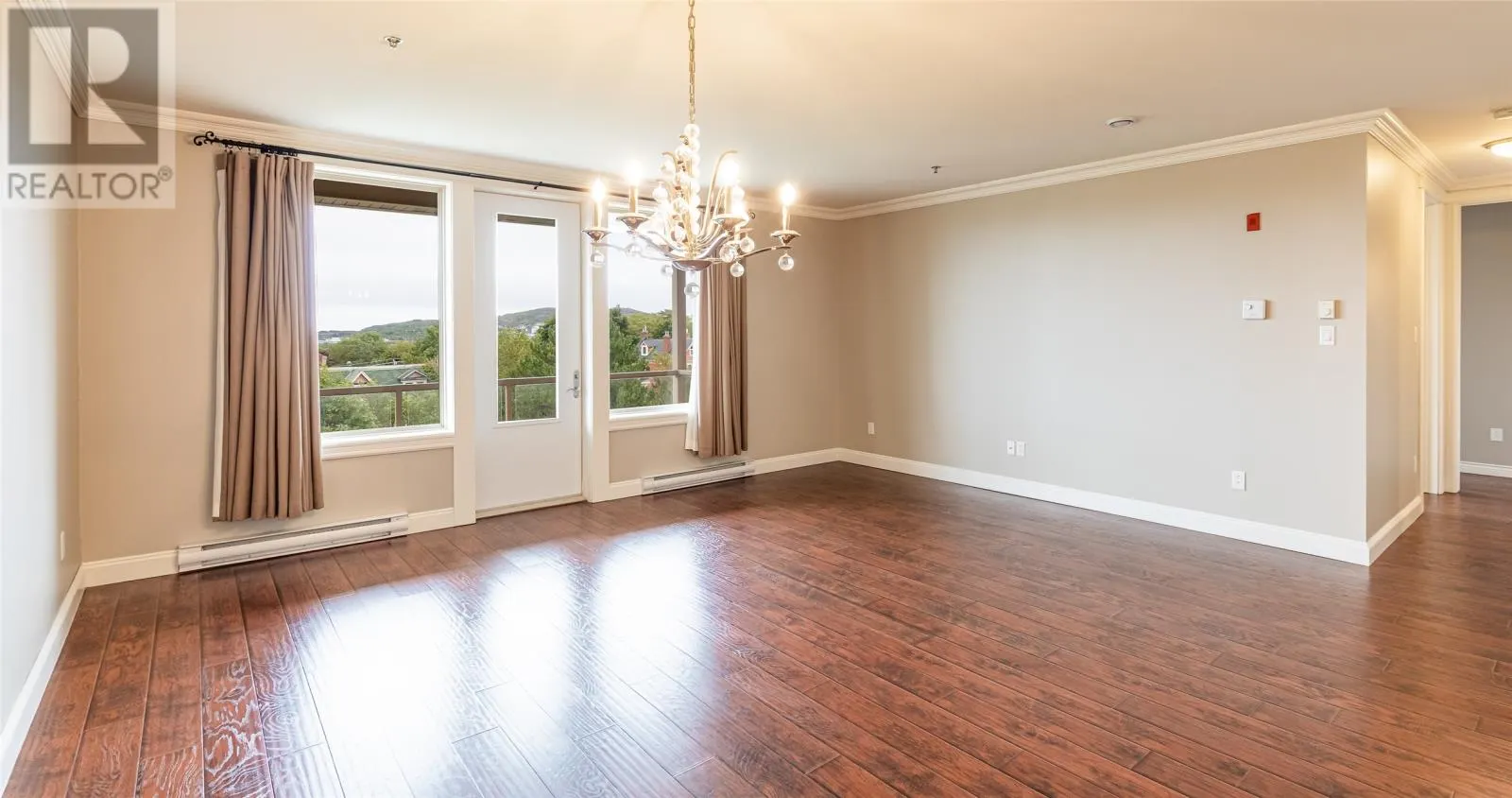 60 Margaret's Place Unit#402, #402