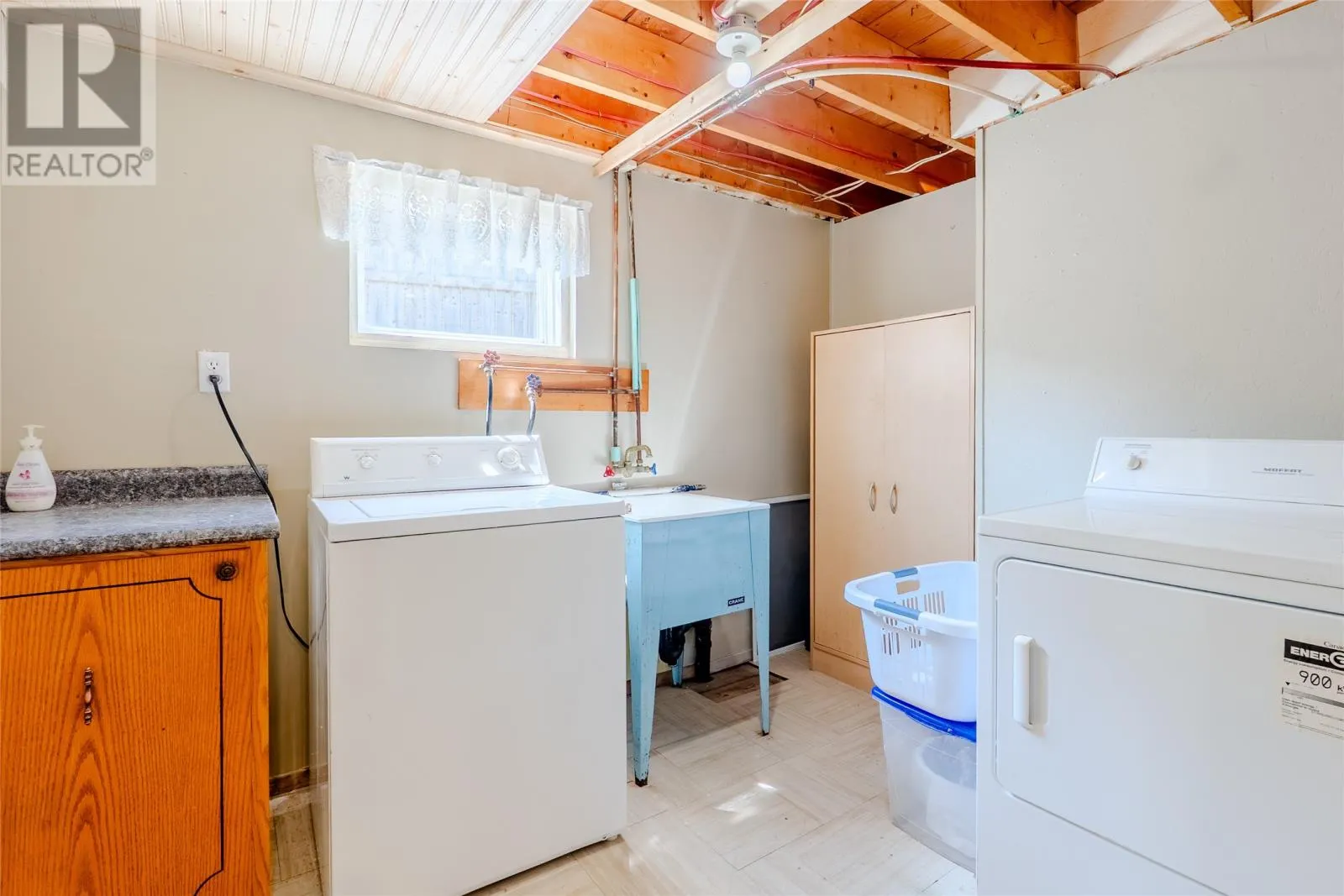 2 Willoughby Drive