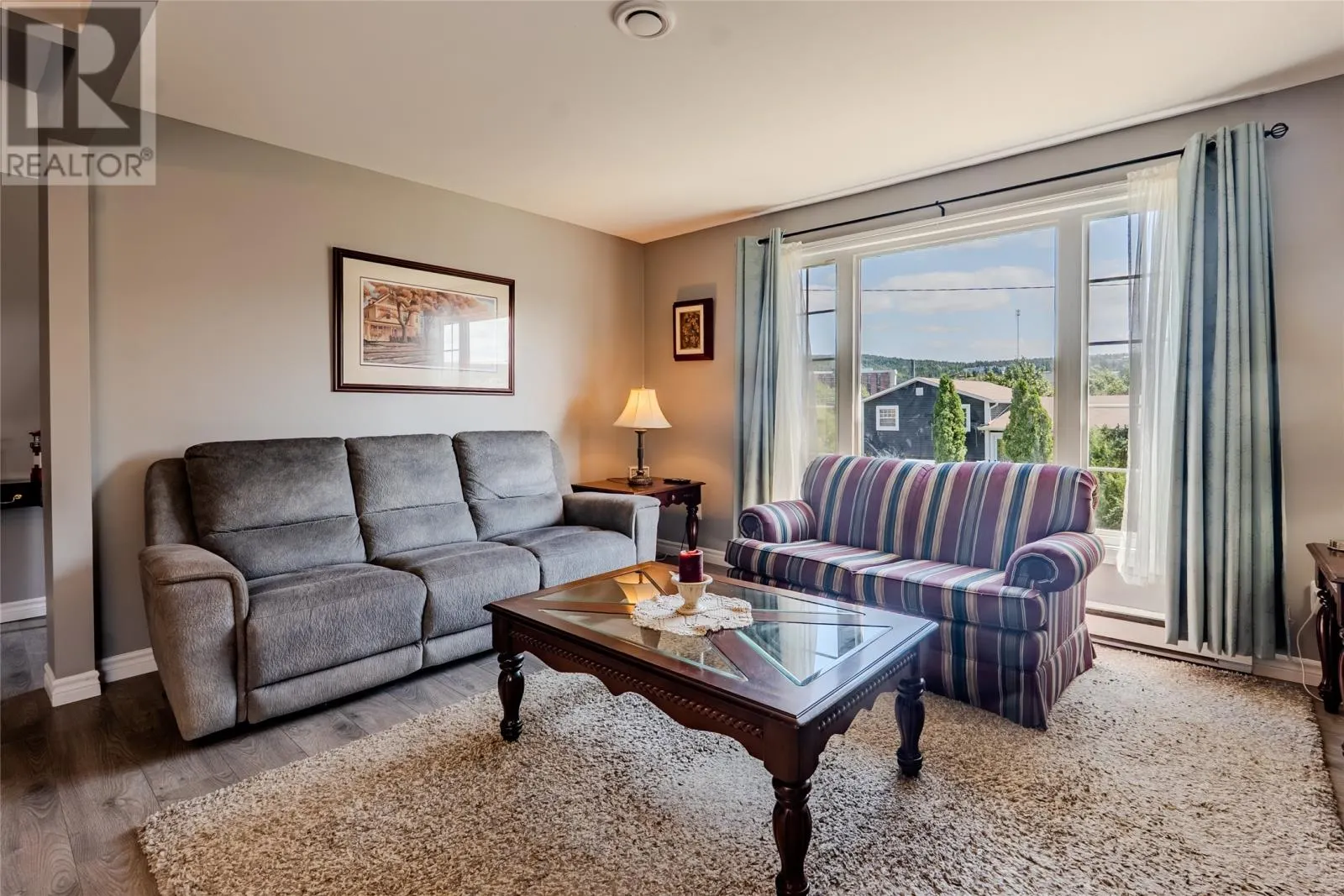 2 Willoughby Drive