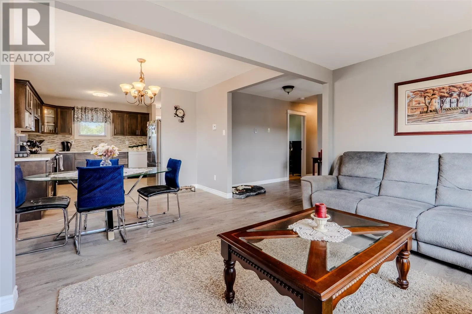 2 Willoughby Drive