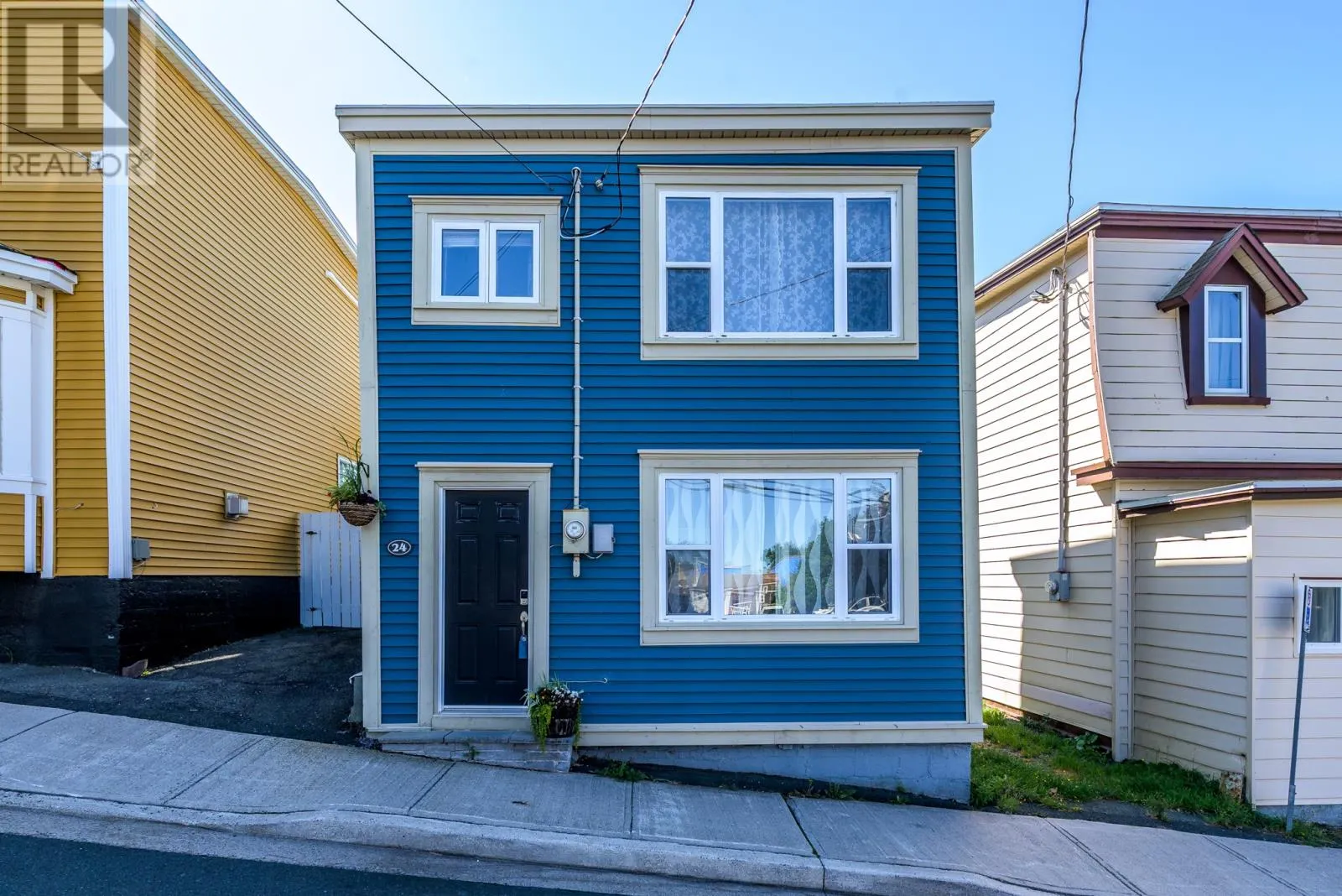 24 Signal Hill Road
