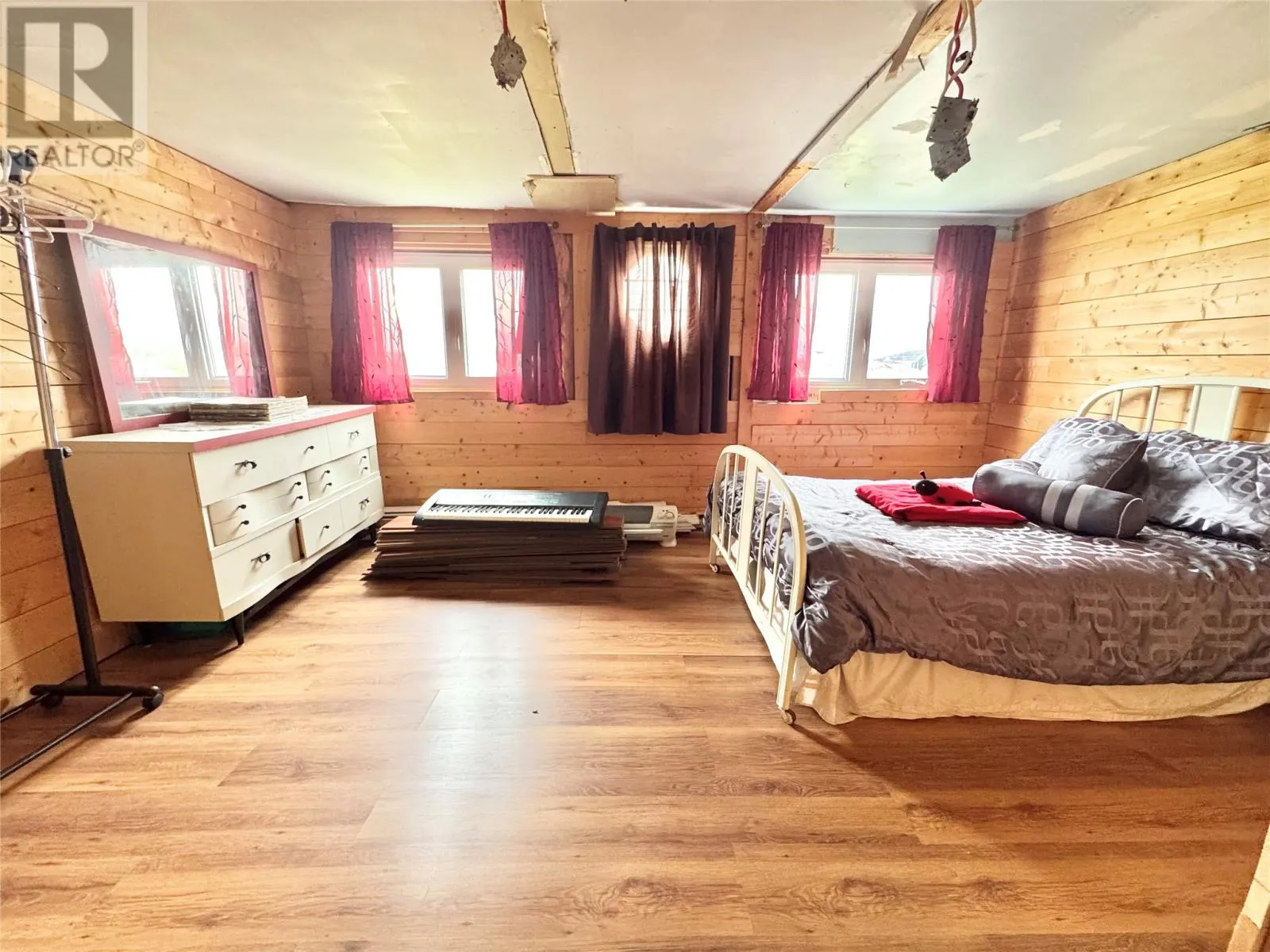 16 D Brown's Road