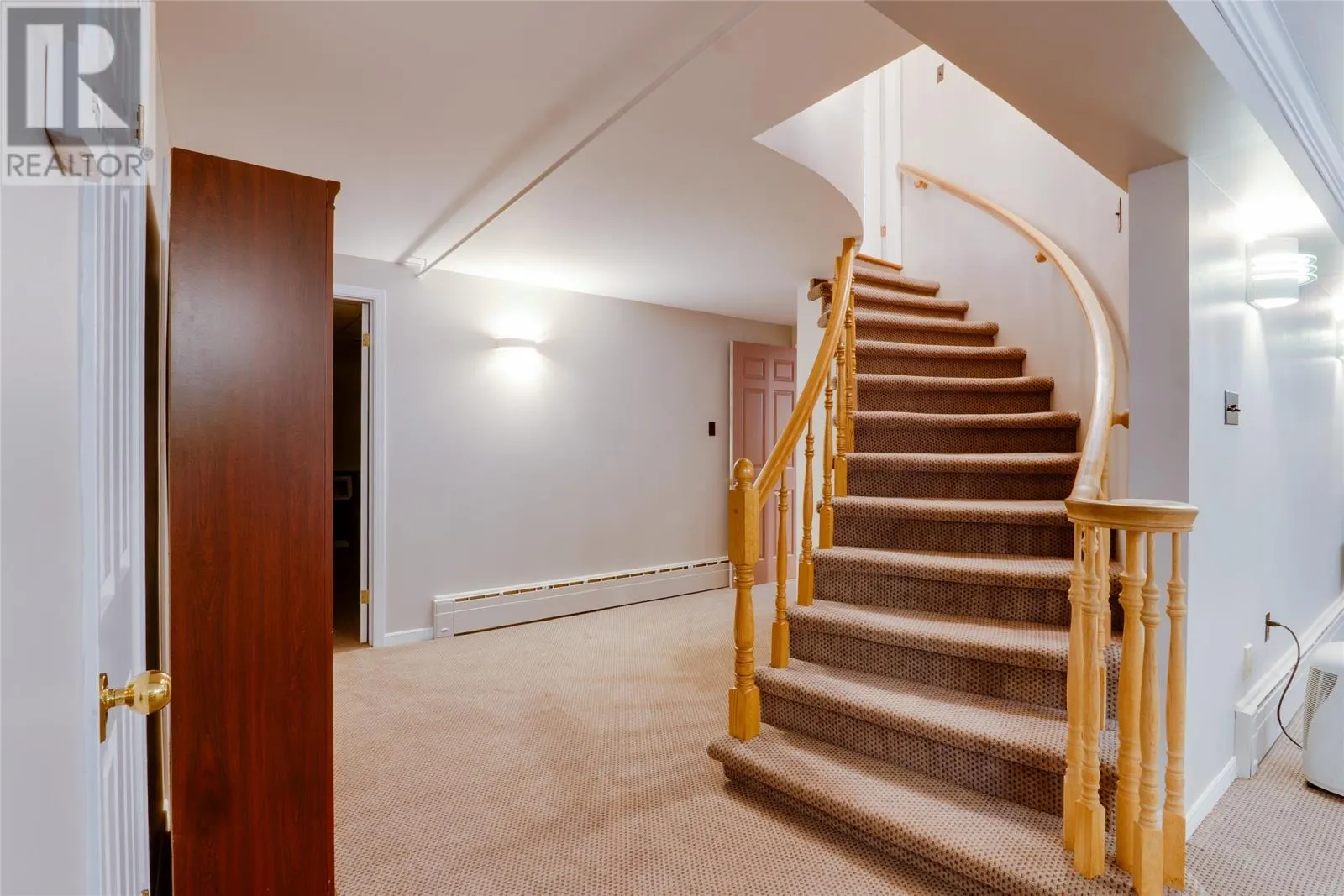 6 Grey Place
